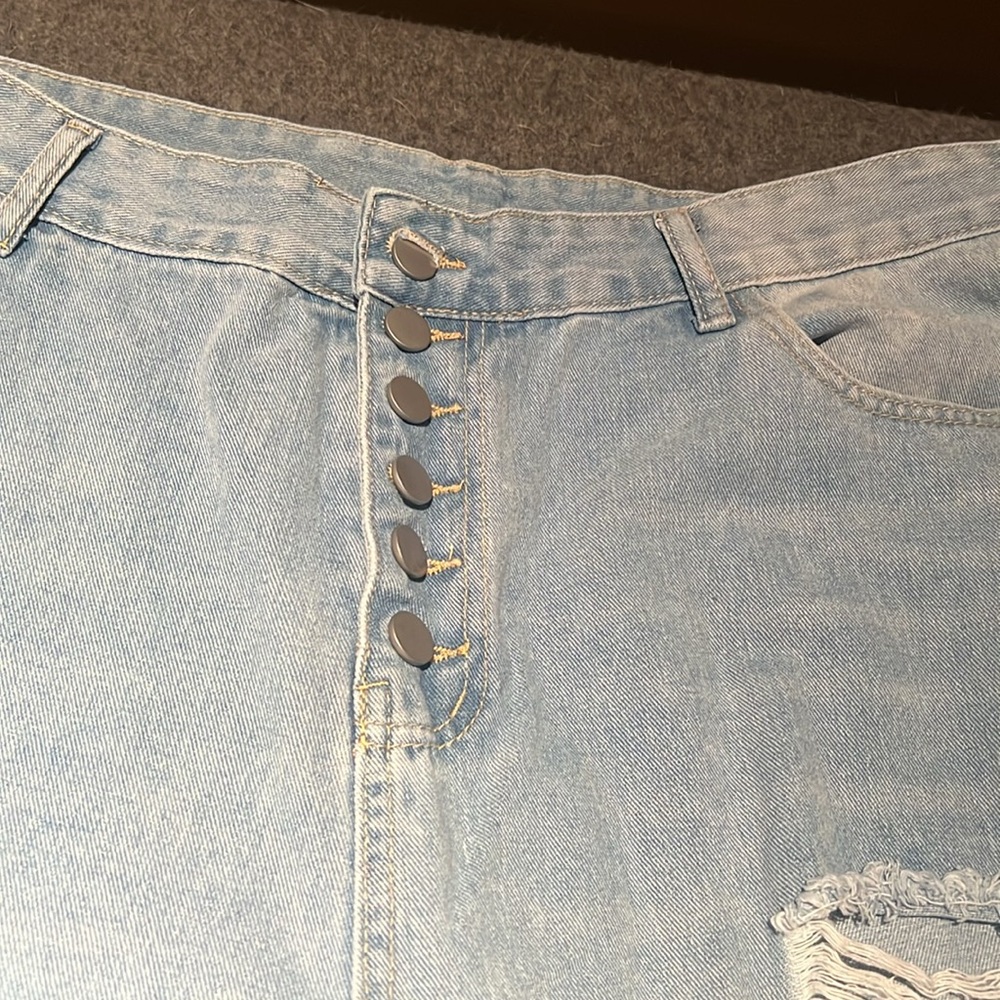 Jeans - Picture 3 of 4